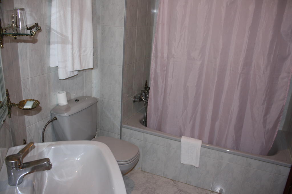 Hotel Cristaleiro Gondomar Rum bild